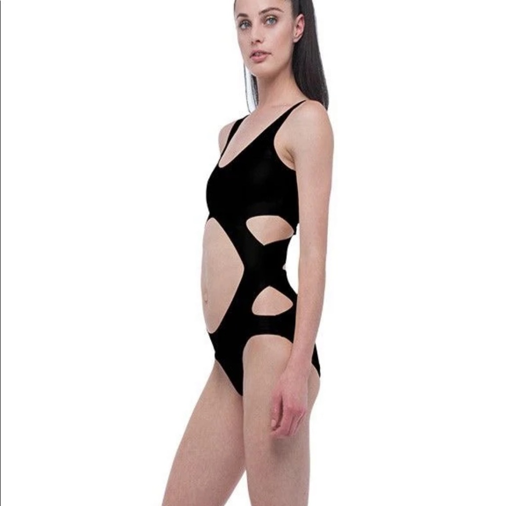 Norma Kamali Aztec Mio xs swimsuit